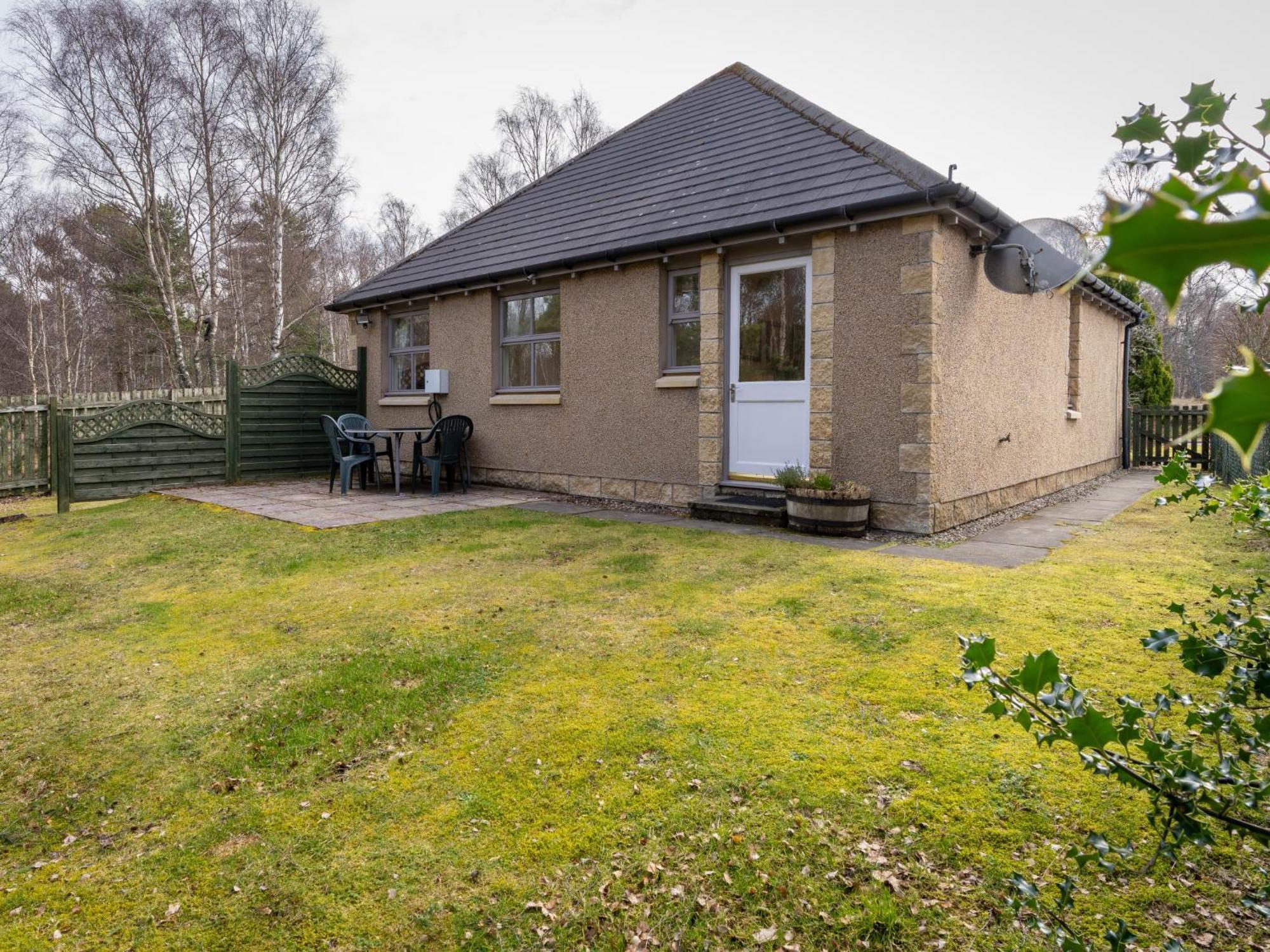 Holiday Home Falcon Lodge By Interhome Aviemore Eksteriør billede